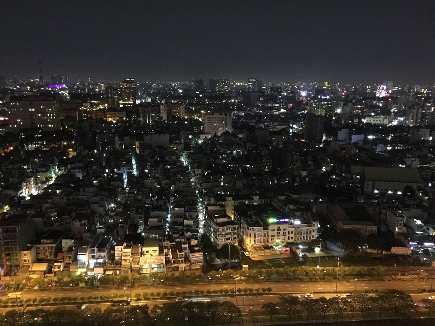 Phòng ngủ bình dân có phòng tập thể dục & hồ bơi miễn phí, tầm nhìn đẹp nhất Phòng ngủ bình dân có phòng tập thể dục & hồ bơi miễn phí, tầm nhìn đẹp nhất