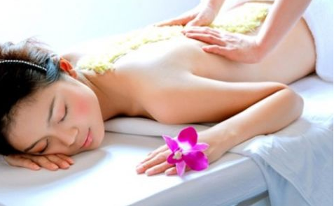 SỬ dụng dịch vụ spa là cách thư giãn rất tuyệt vời 