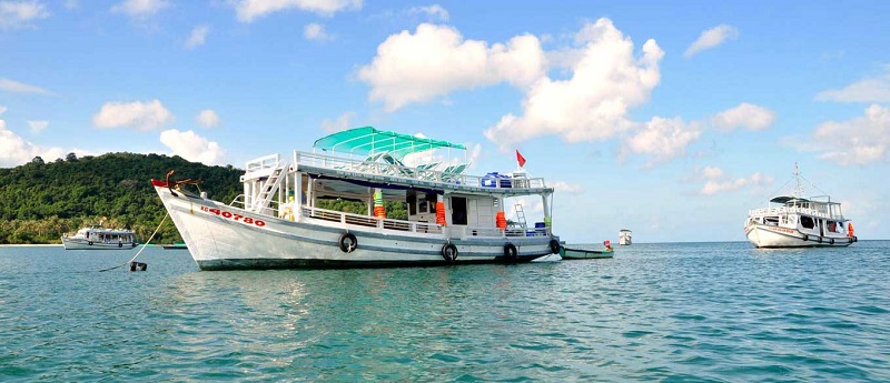 Tàu cao tốc - trải nghiệm du lịch tự túc hấp dẫn tới Phú Quốc