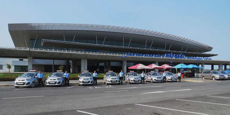 Bắt taxi tại sân bay ở Phú Quốc về thị trấn Dương Đông