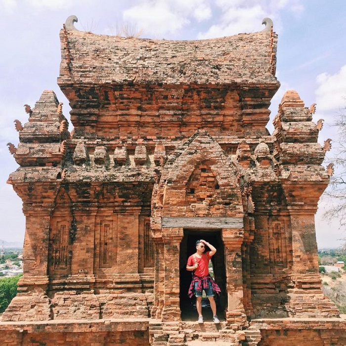 kinh nghiệm du lịch Tháp Bà Ponagar