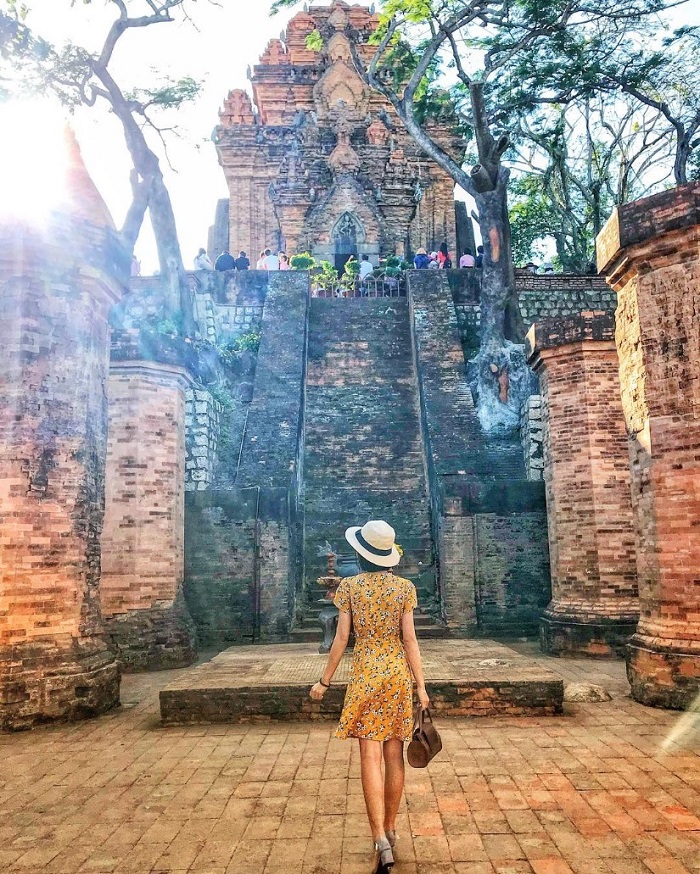 kinh nghiệm du lịch Tháp Bà Ponagar